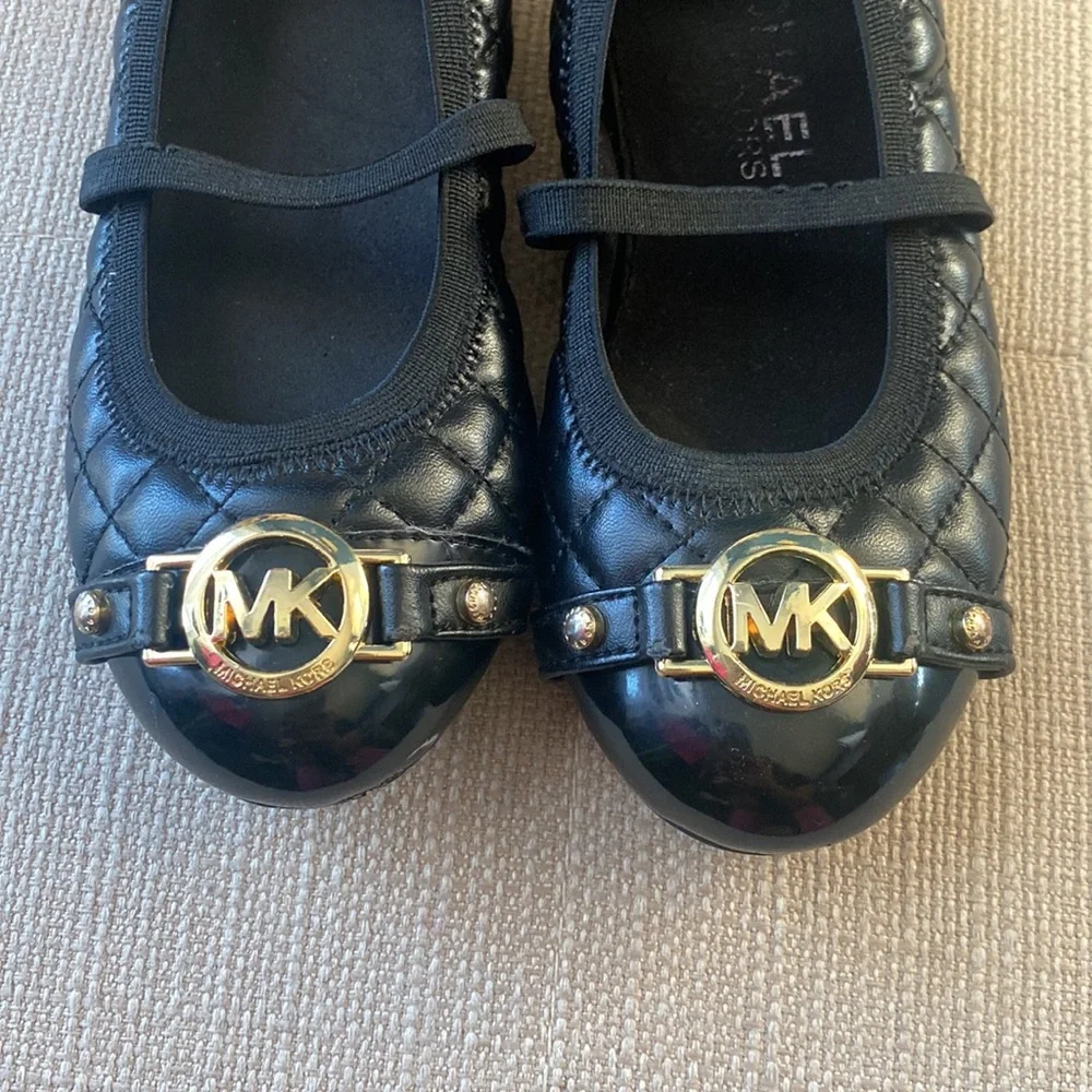 Michael Kors Gema Quilted Ballet Flats size 9 - Picture 2 of 6